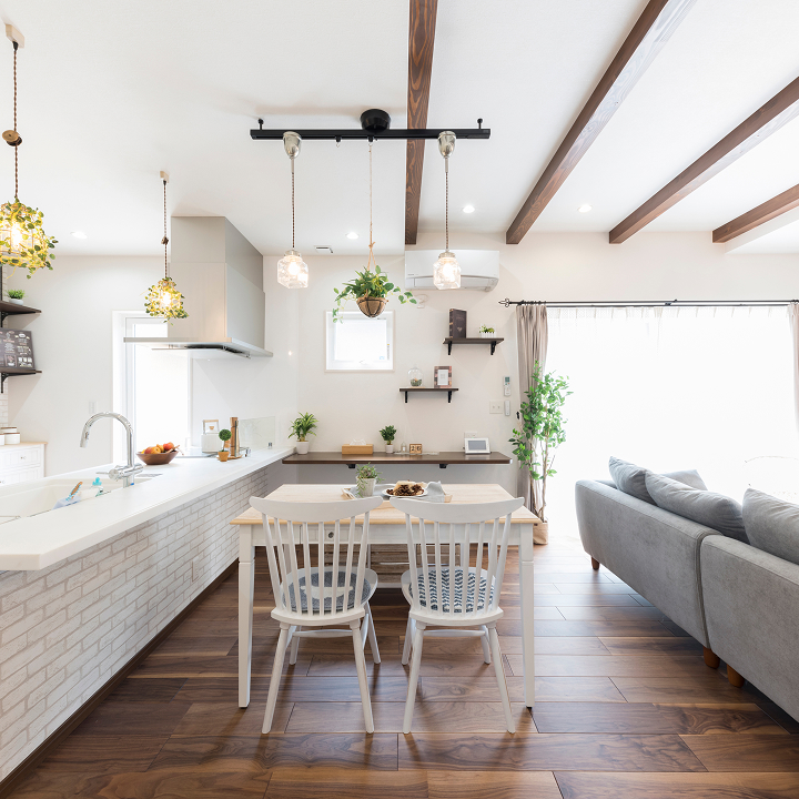 社員のスライド写真