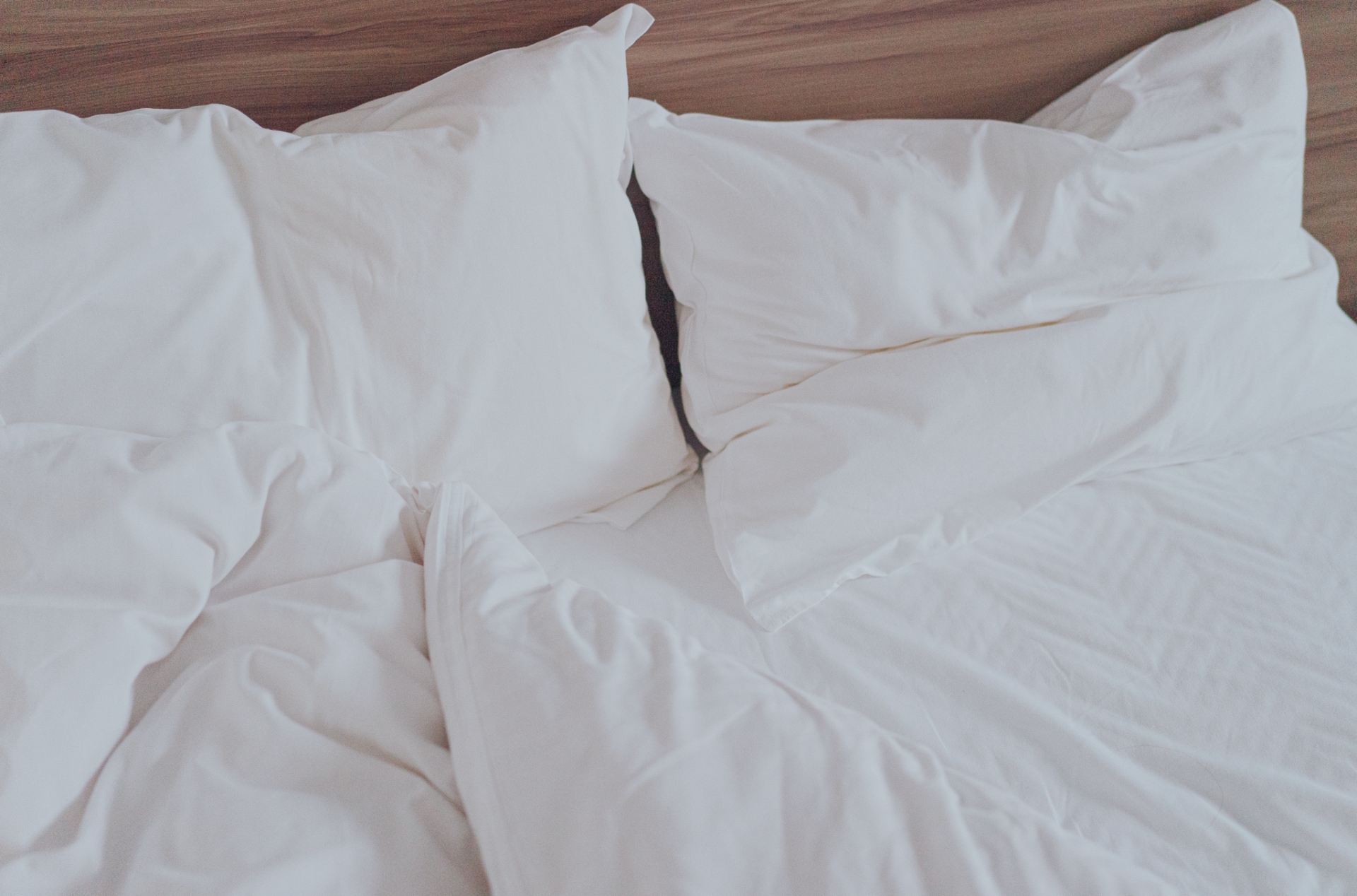 寝室環境を整えて質の良い睡眠を得る方法