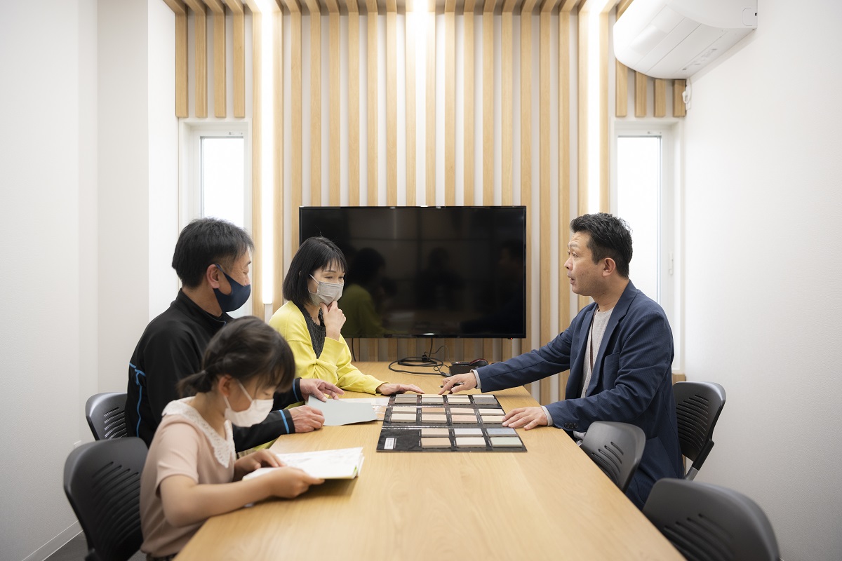 契約・詳細打ち合わせのイメージ