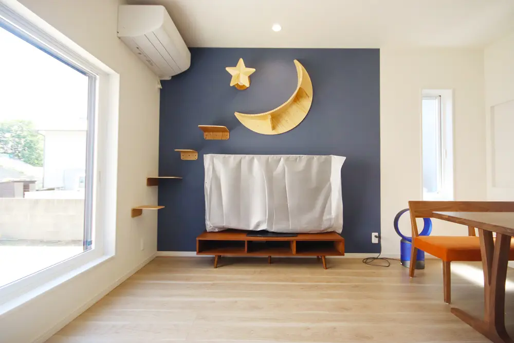 Amazon.co.jp: 注文住宅を建てた子育て夫婦の理想と現実: 「暖か