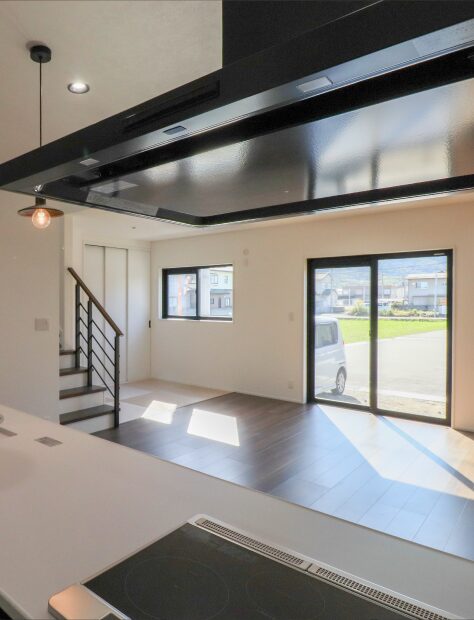 コントラストが映える家